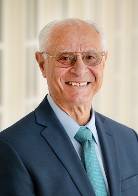 Robert D. Umbro headshot