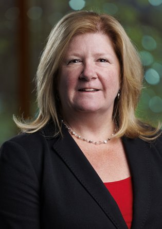 Headshot of Beth Thompson